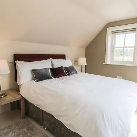 بيت للعطل High Mill Cottage *