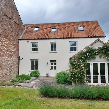 High Mill Cottage بيت للعطل *